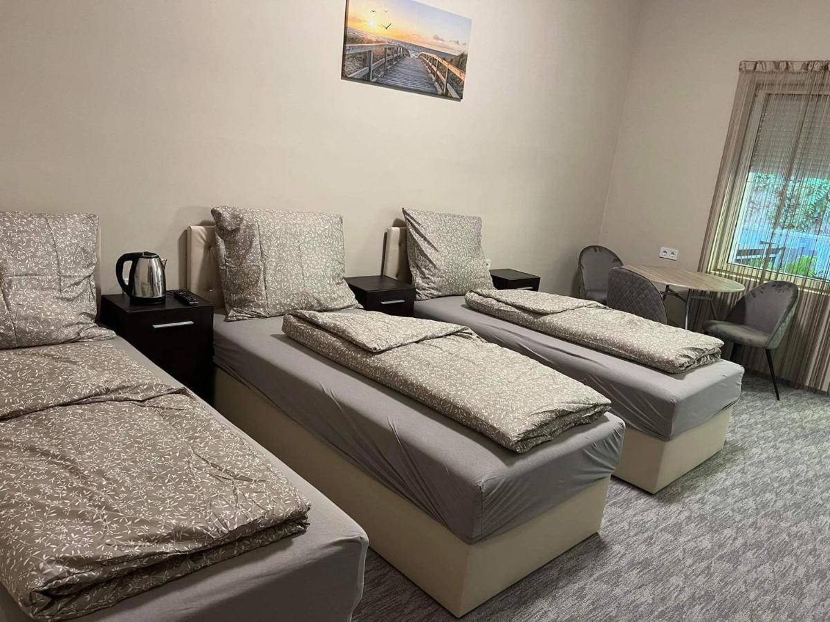 Kinizsi Udvar Apartmanhaz Balatonboglar Ngoại thất bức ảnh