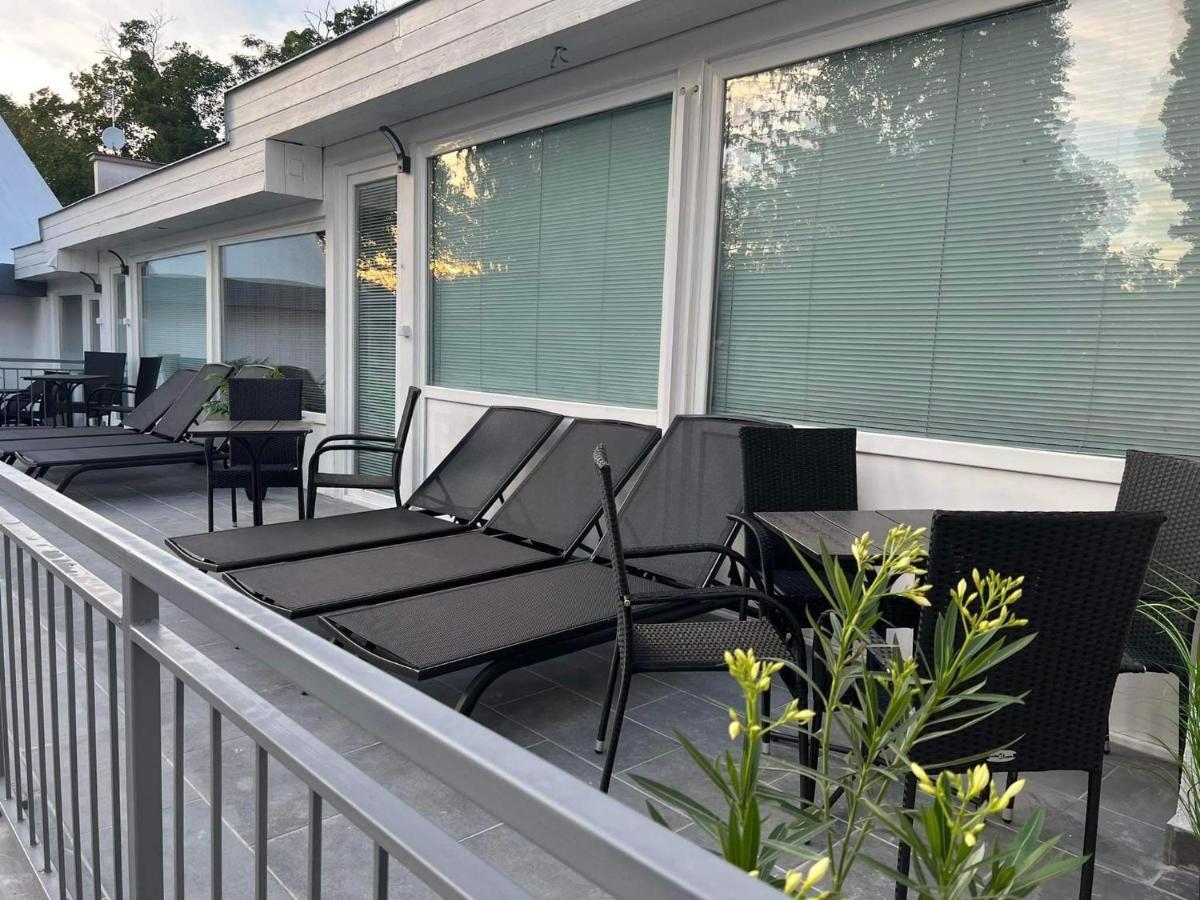 Kinizsi Udvar Apartmanhaz Balatonboglar Ngoại thất bức ảnh