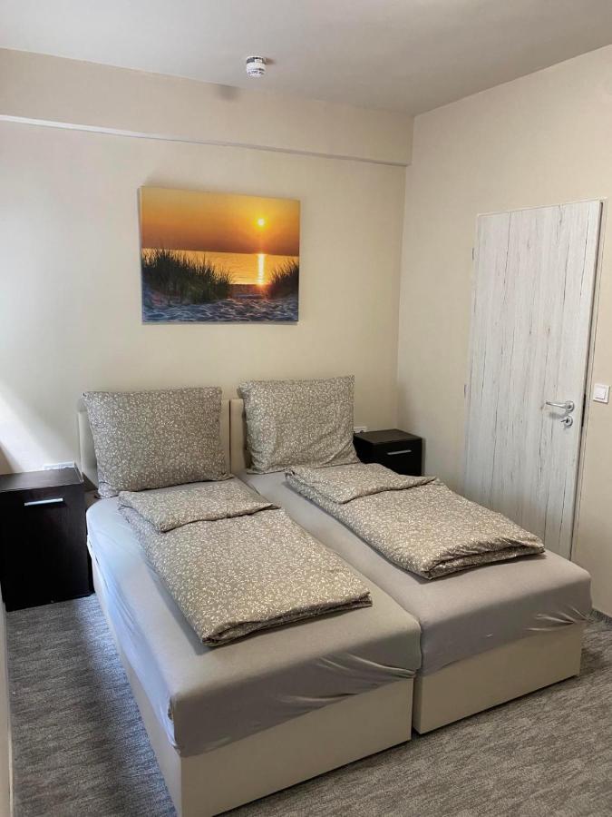 Kinizsi Udvar Apartmanhaz Balatonboglar Ngoại thất bức ảnh