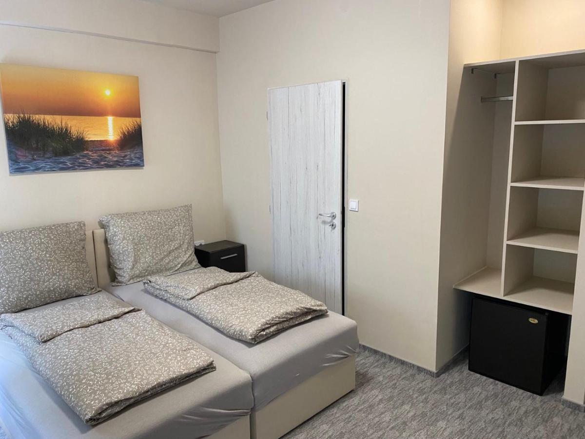 Kinizsi Udvar Apartmanhaz Balatonboglar Ngoại thất bức ảnh