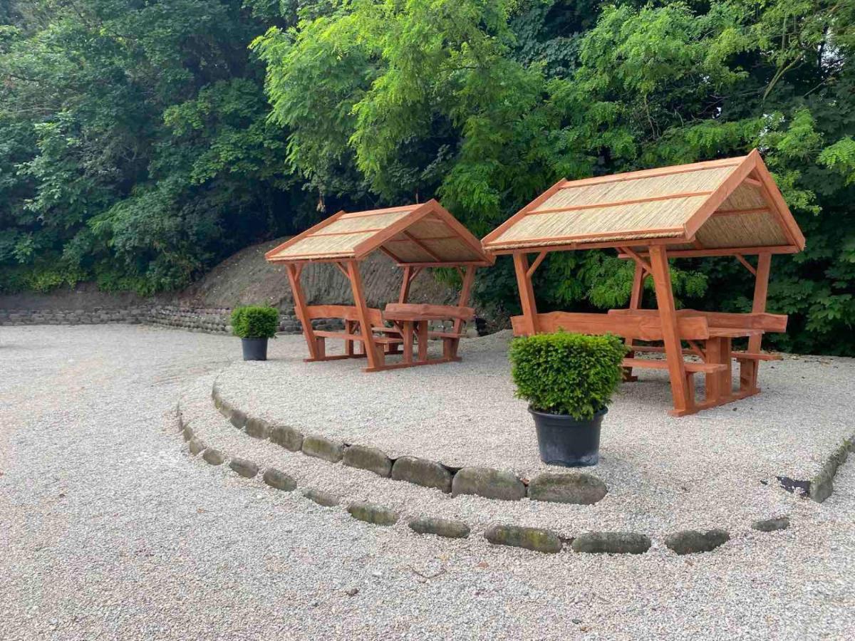 Kinizsi Udvar Apartmanhaz Balatonboglar Ngoại thất bức ảnh
