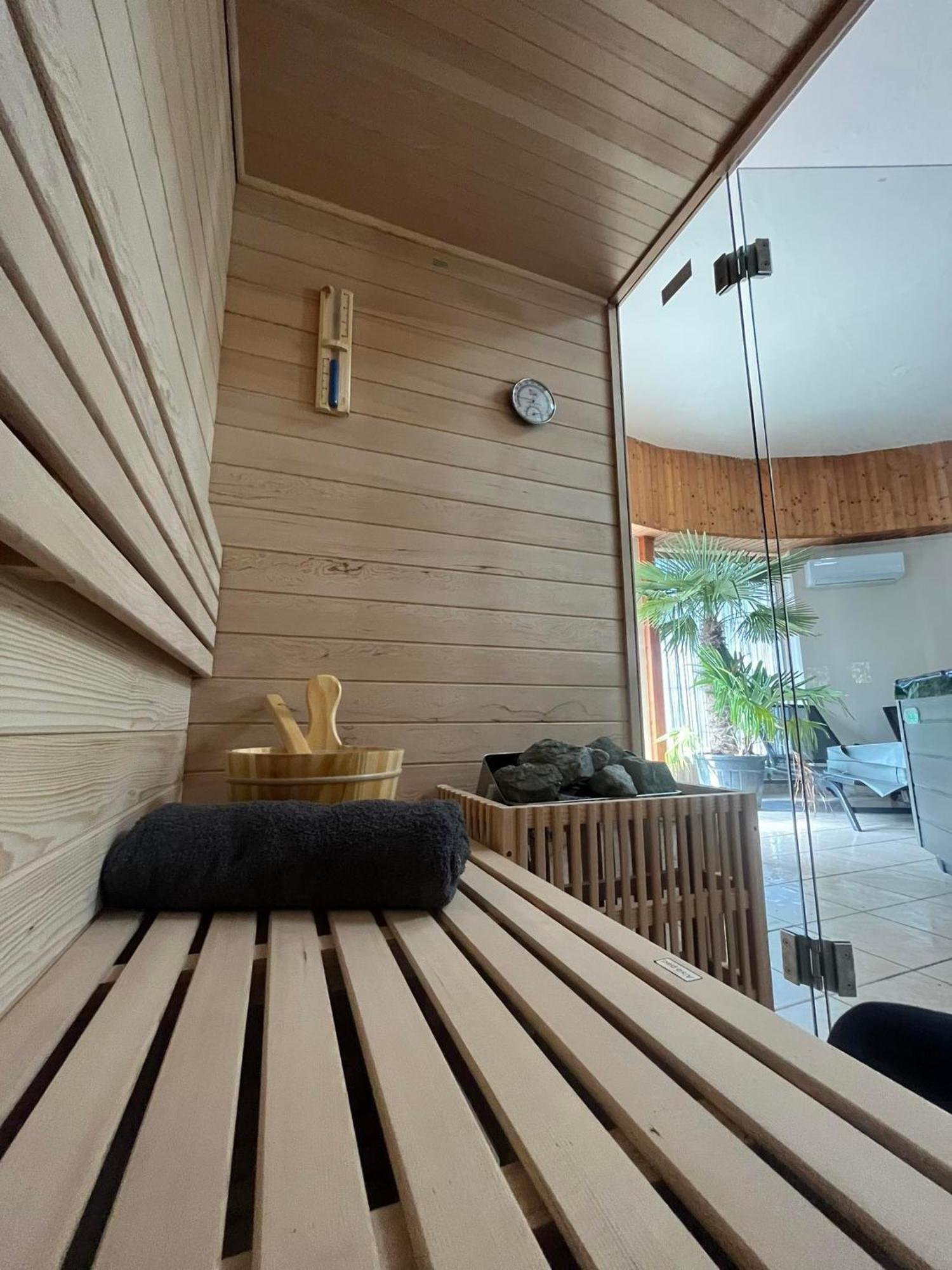 Kinizsi Udvar Apartmanhaz Balatonboglar Ngoại thất bức ảnh